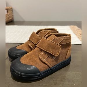 Old Navy Boots - Toddler Size 5 - Brown - NEW